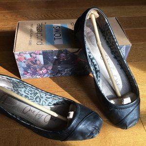 TOMS Leather Camila Ballet Flat